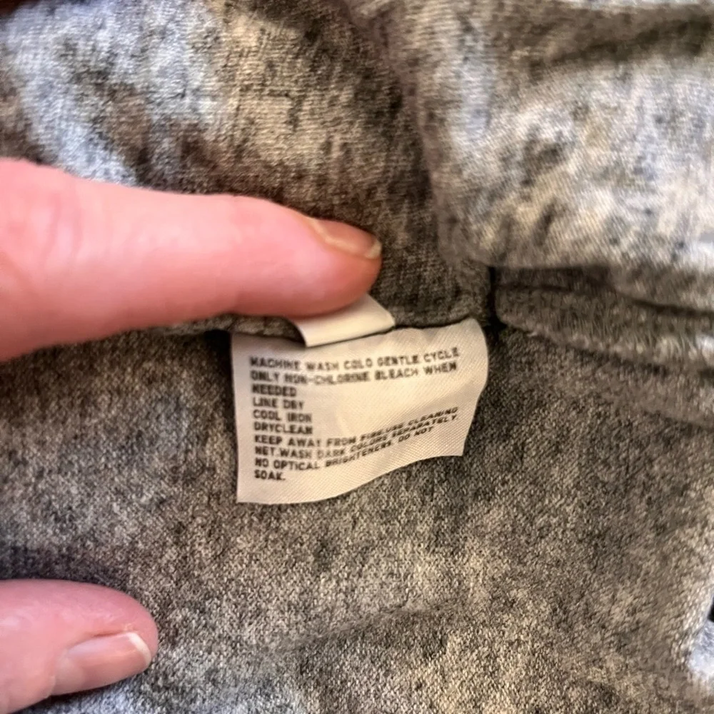 Uniqlo Gray Short Sleeve Dress with Drawstring - Picture 7 of 7